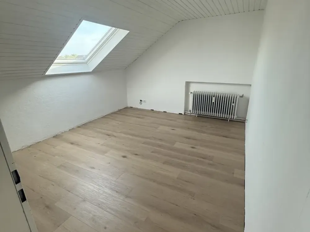 Schöne und helle 3,5 Zimmer Wohnung in Steinmauern