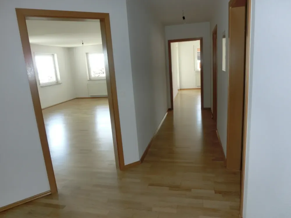 SCHÖN WOHNEN, MIT HERRLICHEM WEITBLICK IN ANGENEHMER, RUHIGER WOHNLAGE
