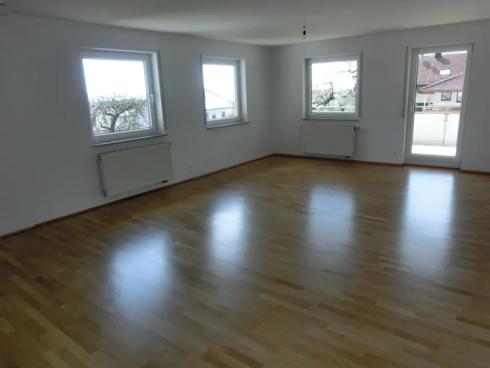 SCHÖN WOHNEN, MIT HERRLICHEM WEITBLICK IN ANGENEHMER, RUHIGER WOHNLAGE