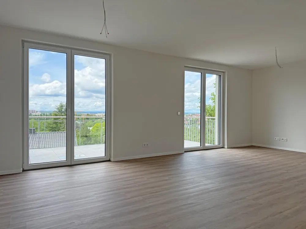 Stilvoll wohnen mit Weitblick, Exklusive Neubau-Maisonettewohnung mit großer Sonnenterrasse