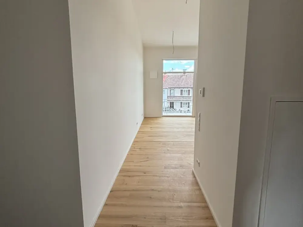 More Than Just Four Walls - Modern 3-Room Apartment in Legau