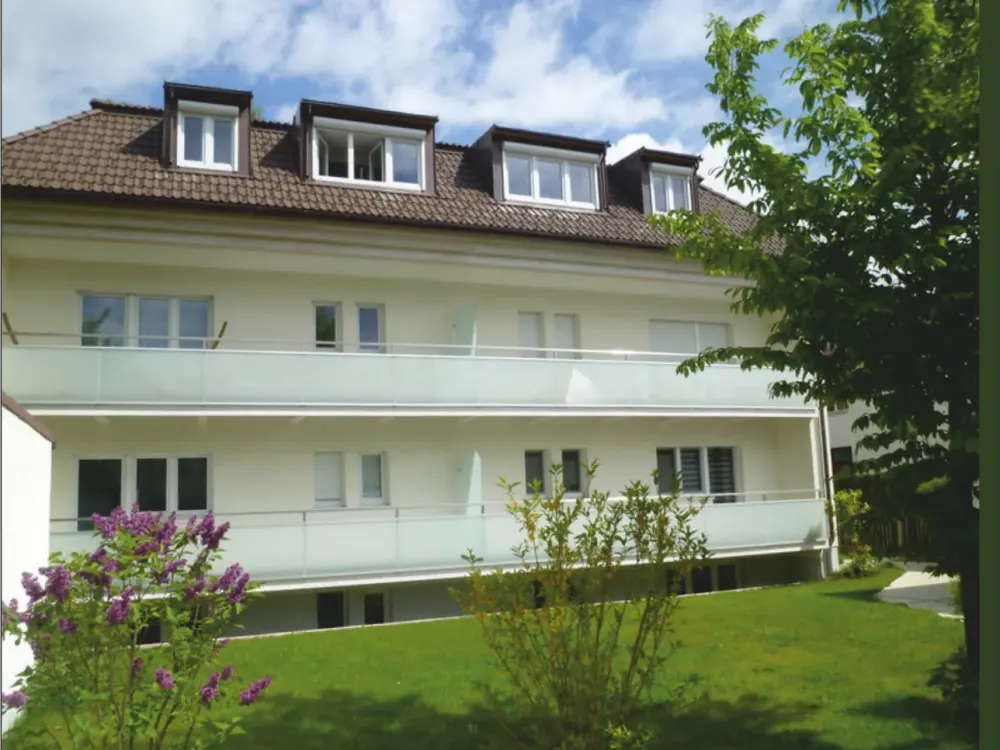 München-Großhadern: ruhige, moderne 2-Zimmer-Wohnung mit Balkon in stilvollem Haus