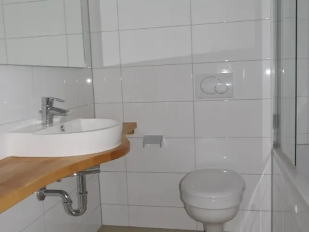 München-Großhadern: ruhige, moderne 2-Zimmer-Wohnung mit Balkon in stilvollem Haus