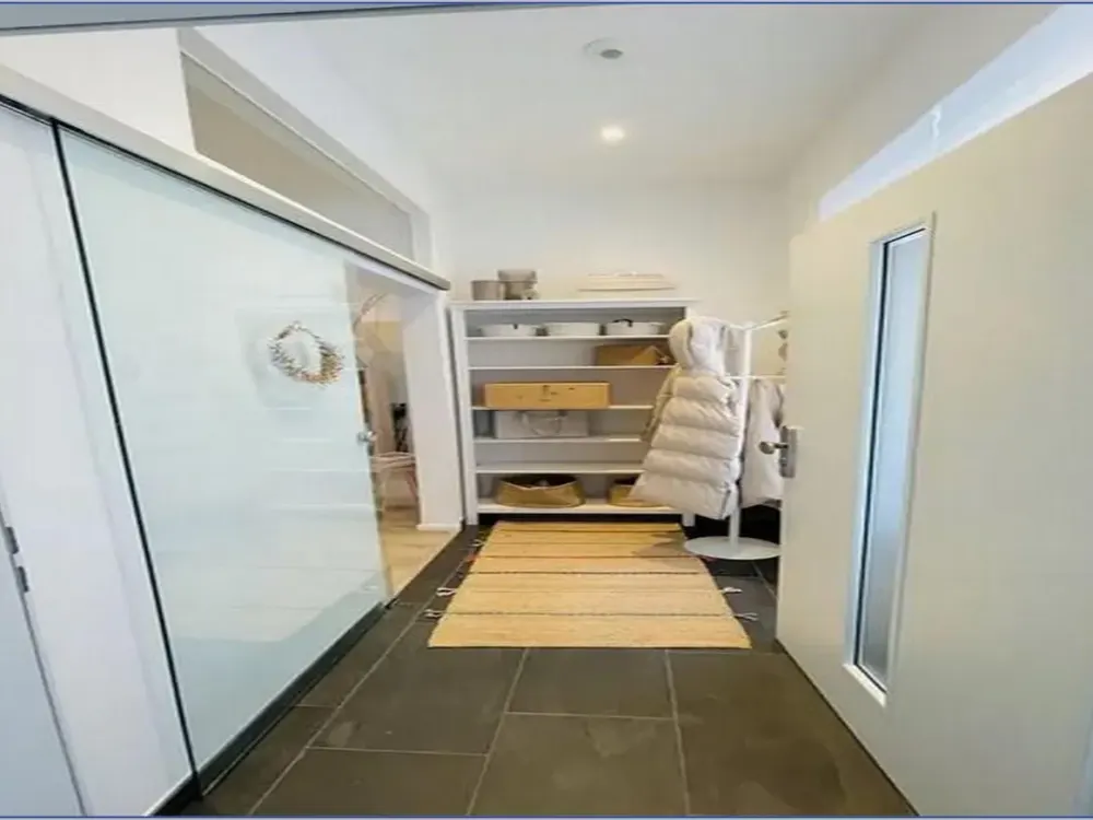 Bright 2-Room Apartment in Berlin