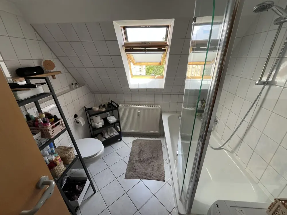 Möblierte 2-Zimmer-Maisonettewohnung in zentraler, ruhiger Lage von Erfurt