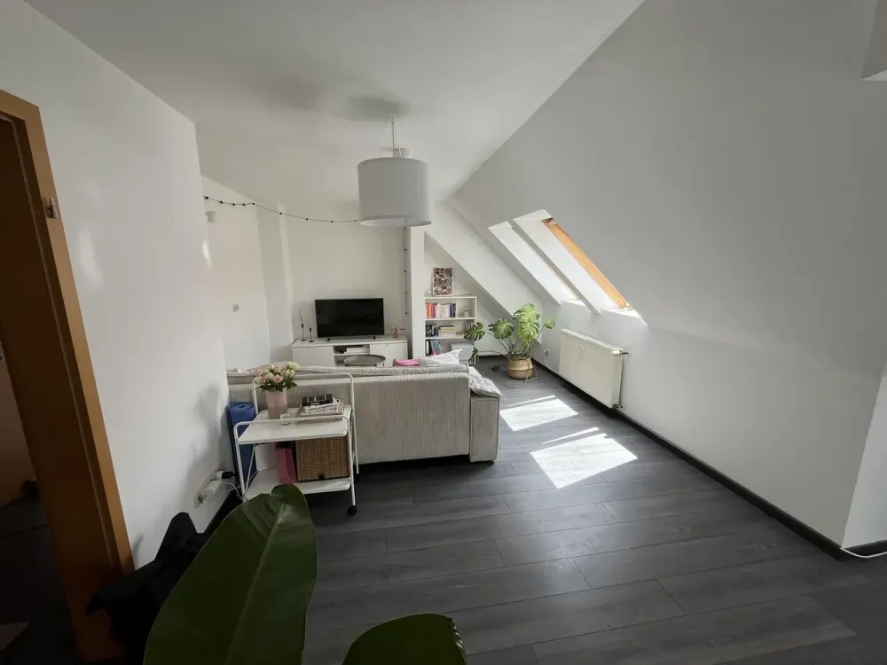 Möblierte 2-Zimmer-Maisonettewohnung in zentraler, ruhiger Lage von Erfurt