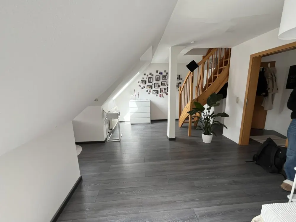Möblierte 2-Zimmer-Maisonettewohnung in zentraler, ruhiger Lage von Erfurt