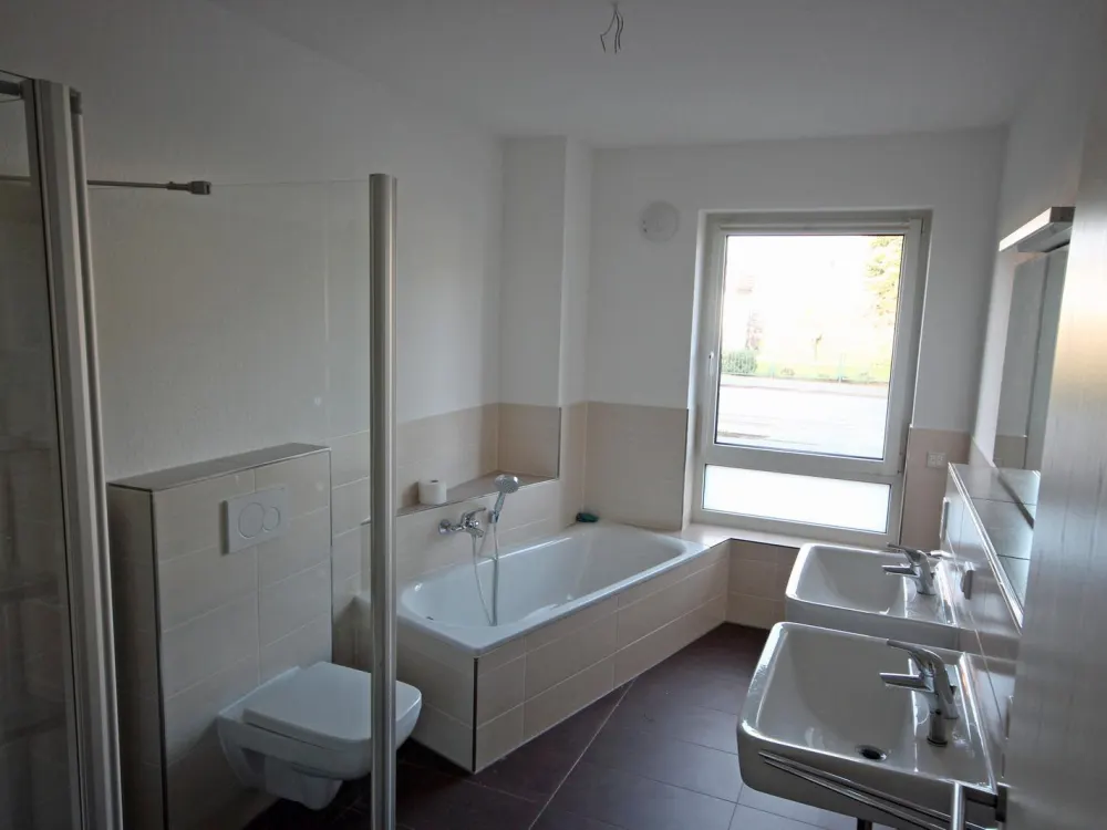Barrierefreie Erdgeschosswohnung mit Tiefgarage