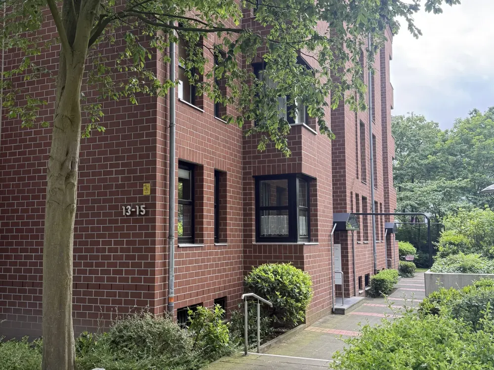 Sehr schöne frisch renovierte 47 qm Wohnung in Düsseldorf-Unterrath