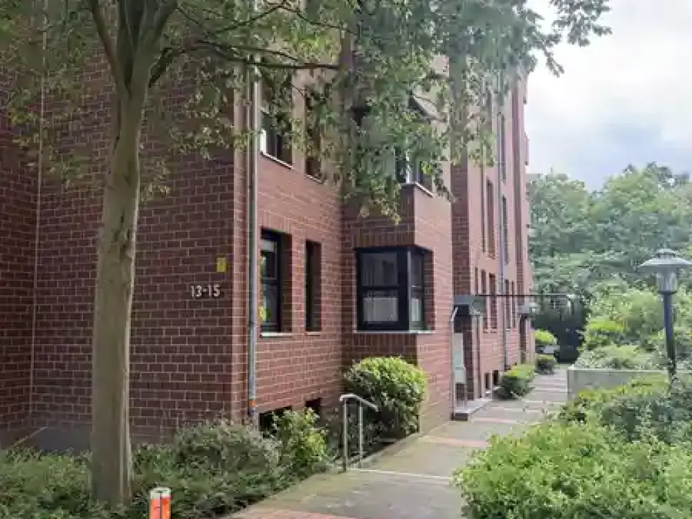 Sehr schöne frisch renovierte 47 qm Wohnung in Düsseldorf-Unterrath