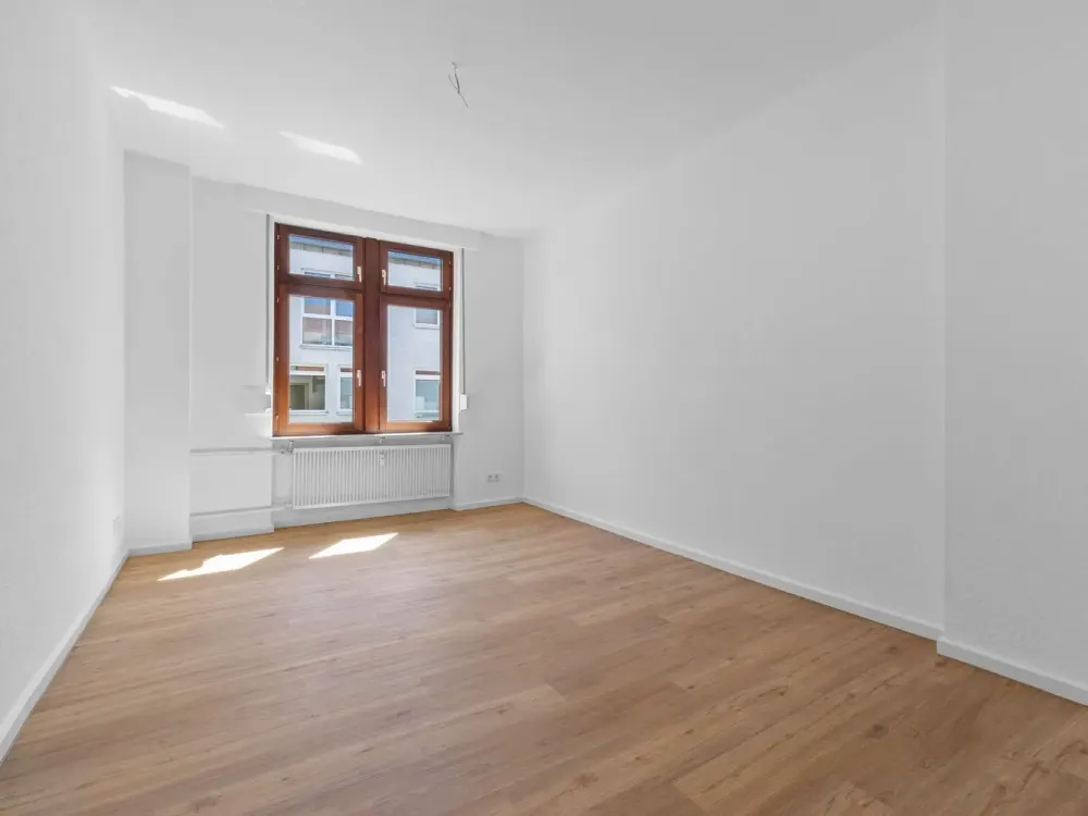 Stilvolle Altbauwohnung mit Balkon | Frisch renovierte 4-Zimmer-Wohnung in zentraler Lage von Hanau