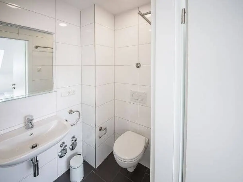 komfortables Apartment in Stuttgart-Hofen - WOHNEN AUF ZEIT