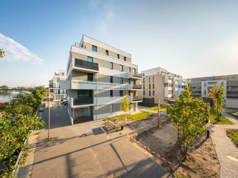 Ab SOFORT frei! Helle 3-Zimmer-Wohnung mit Balkon, barrierefreie Objektgestaltung, provisionsfrei