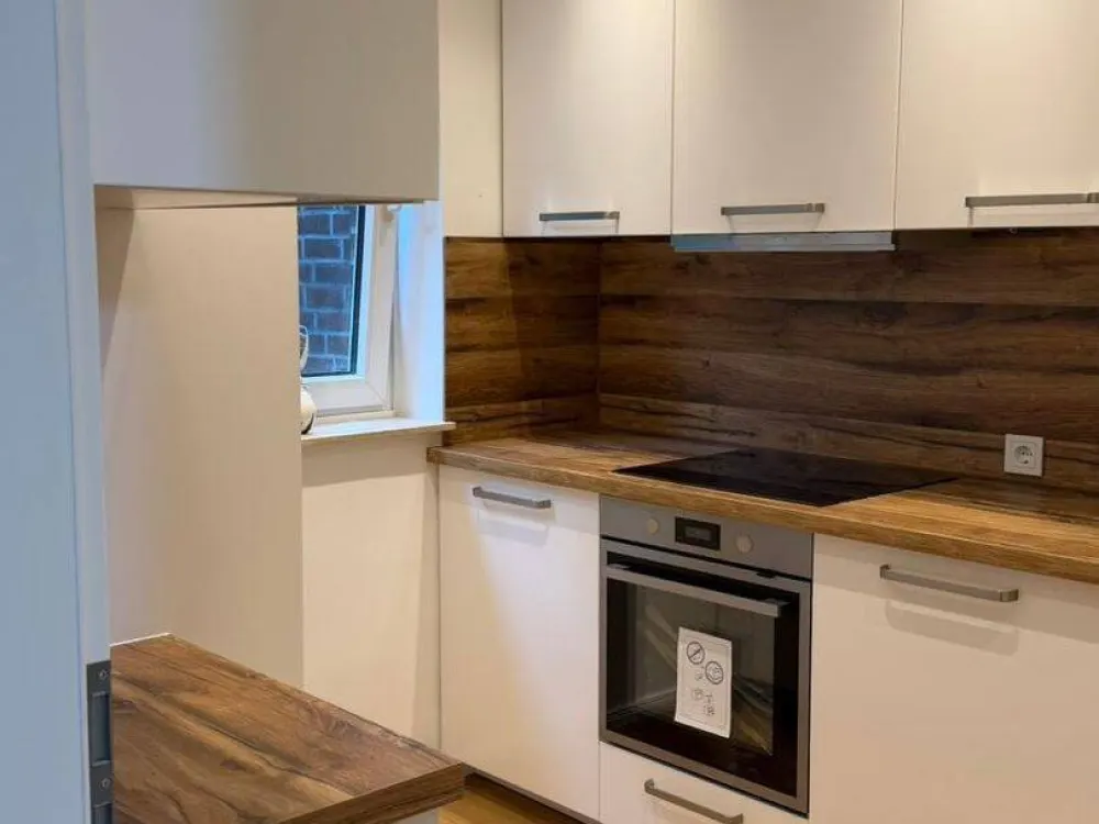 Hochwertige 4,5-Zimmer-Wohnung, Erstbezug nach kompletter Renovierung in Hamburg (Reinckeweg)