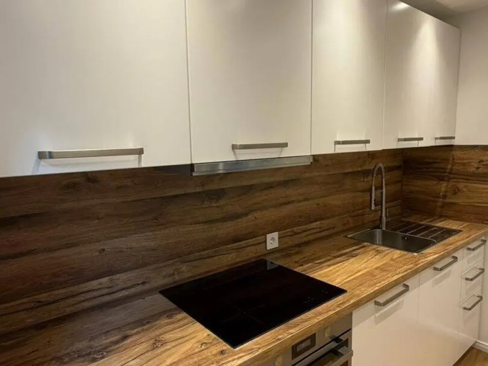 Hochwertige 4,5-Zimmer-Wohnung, Erstbezug nach kompletter Renovierung in Hamburg (Reinckeweg)