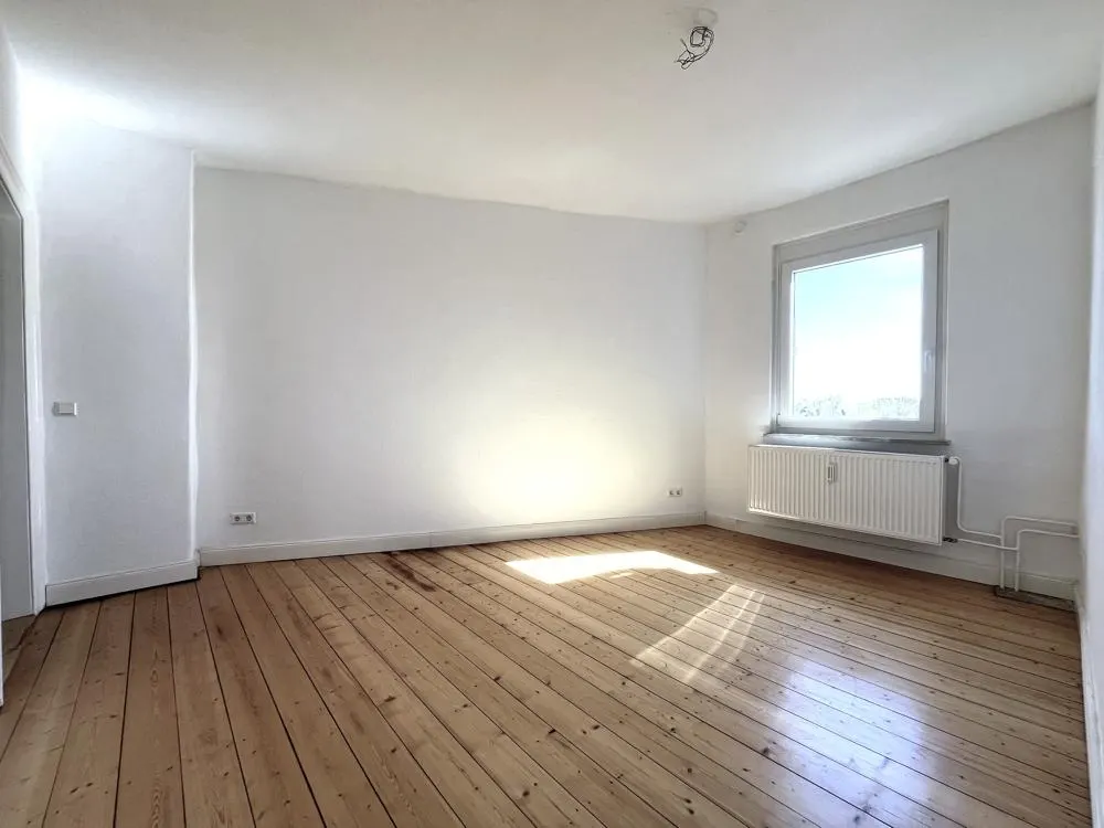 Dreamy 4-Room Apartment!