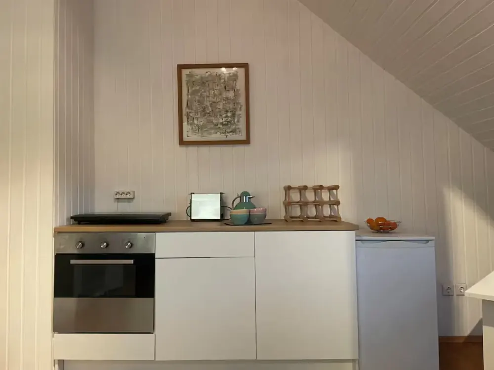 2-Zimmer Wohnung mit Rheinturmspitzen-Blick in lebendiger Lage Düsseldorf Unterbilk