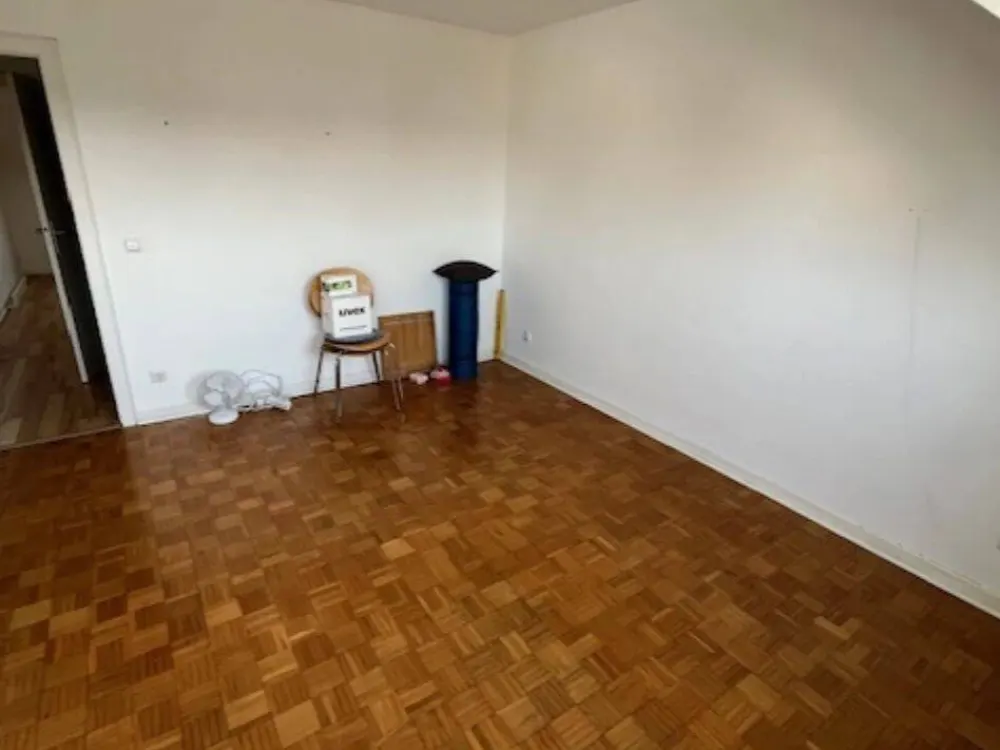 Helle 2 Zimmerwohnung - Dachgeschoß