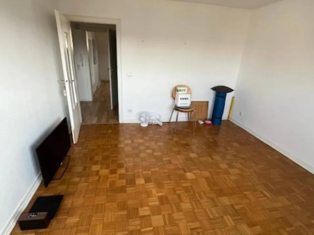 Helle 2 Zimmerwohnung - Dachgeschoß
