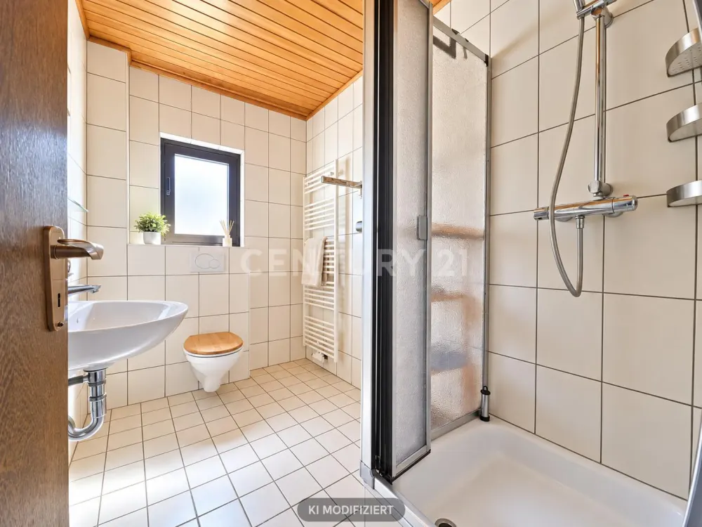 Einziehen & Wohlfühlen, attraktive 3-ZKB-Wohnung mit Einbauküche