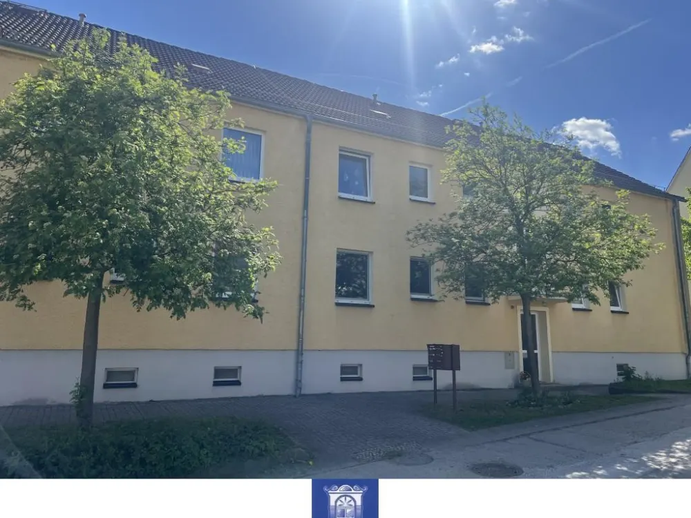 Idylle pur! Helle Wohnung mit Tageslichtbad!
