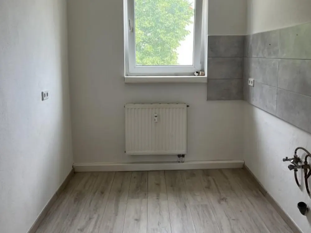 Idylle pur! Helle Wohnung mit Tageslichtbad!