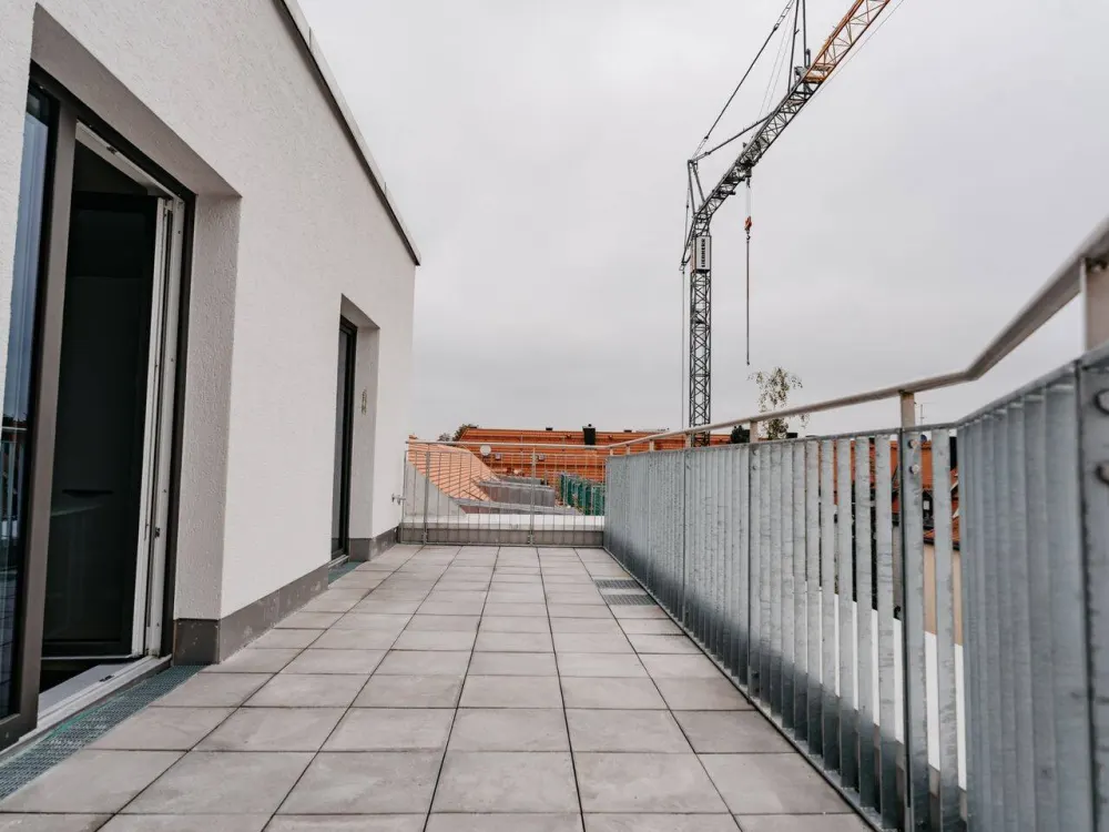 Studieren & wohlfühlen - einzelnes WG-Zimmer (2-er WG) im 6.OG mit Dachterrasse in Uni-Nähe zu vermieten!