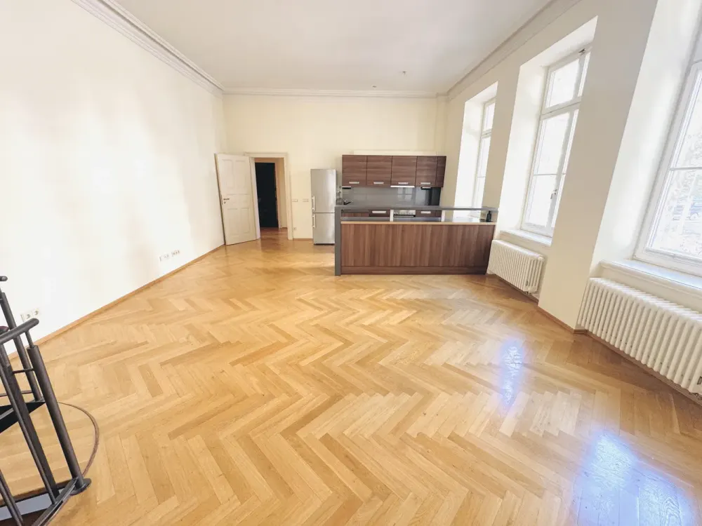 Großzügiges Wohnen im Waldstraßenviertel, Attraktive 4-Zimmer Maisonettewohnung