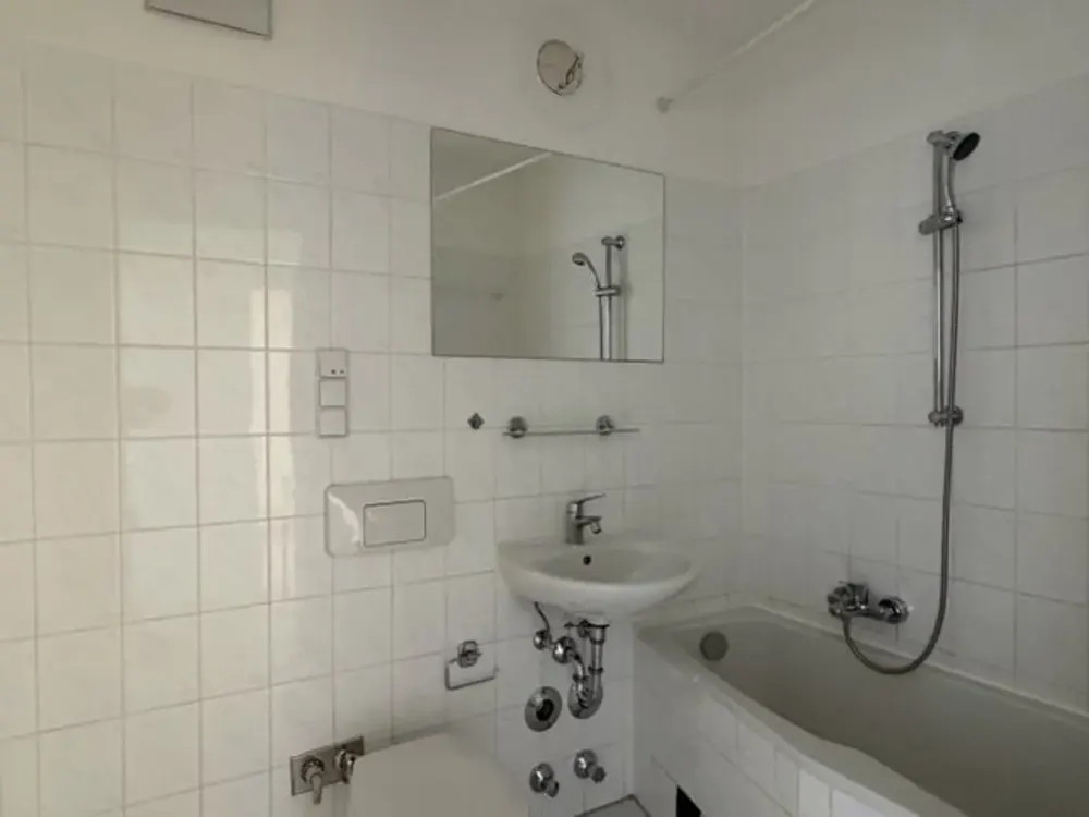 Kleines Apartment mit Balkon und Wannenbad - für max. 2 Personen!