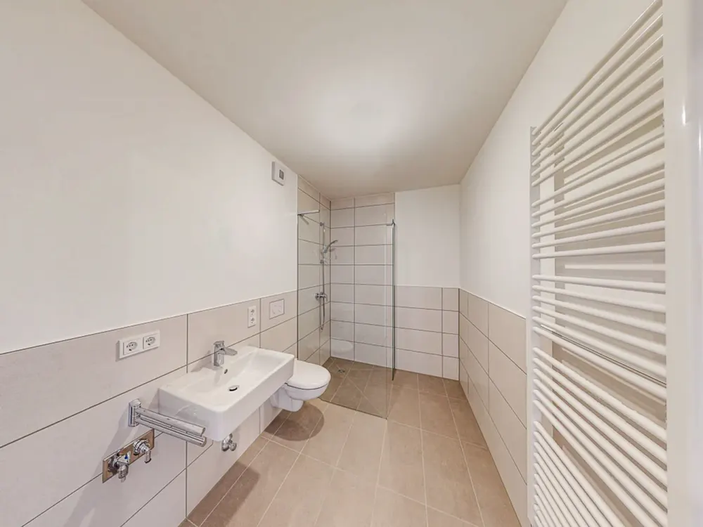 Neubau: Modern wohnen, mobil leben mit Südbalkon