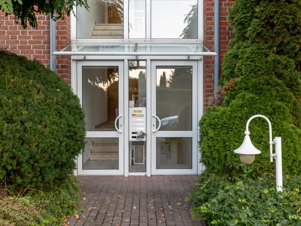 *** RENTAL APARTMENT on the HIGH GROUND FLOOR - 2 ROOMS, KITCHEN, BATHROOM - UNDERFLOOR HEATING - BALCONY - PARKING SPACE ***