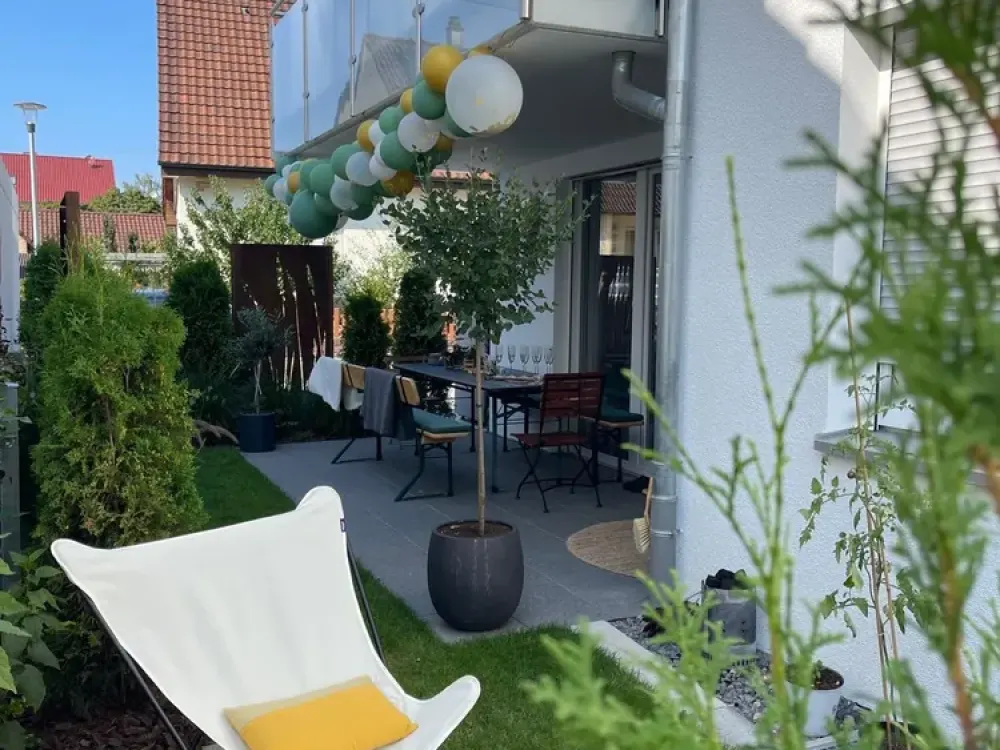 Modern wohnen in Renningen | 3 Zimmer, Terrasse & E-Stellplatz