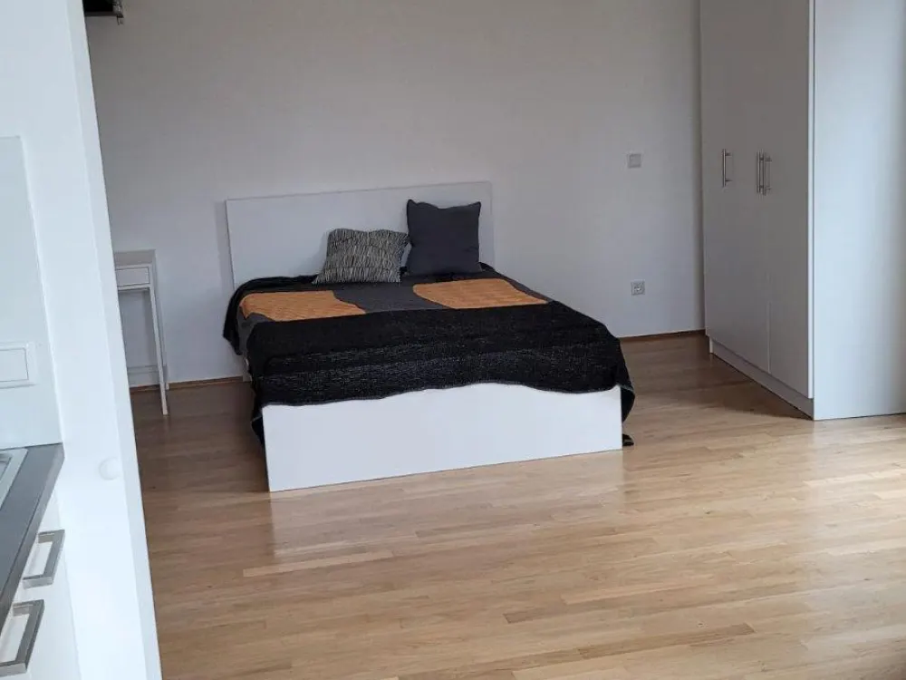 große Wohnung mit Dachterrasse über den Dächern von Berlin