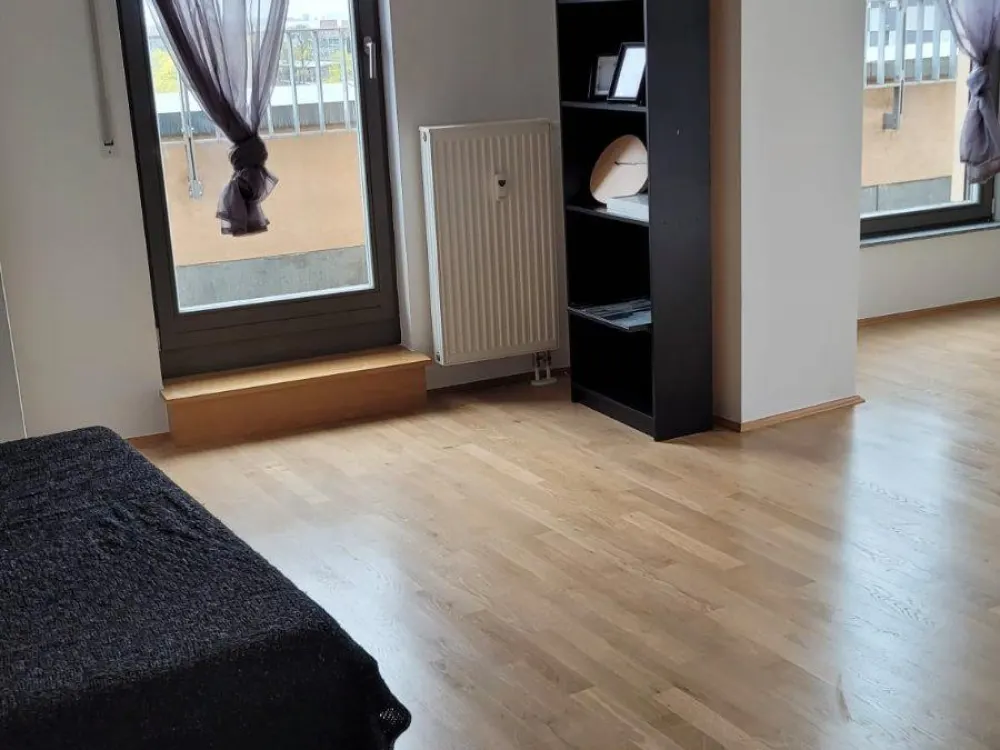 große Wohnung mit Dachterrasse über den Dächern von Berlin