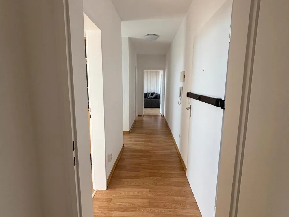 Traumhafte 3-Zimmer-Wohnung mit Bergblick in Neu-Esting
