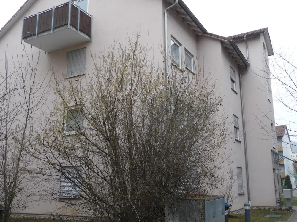 Ihre neue renovierte 2-Zimmer-Wohnung in der Pliensauvorstadt!