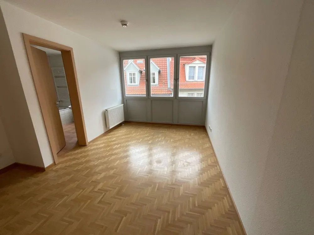 Gem in Erfurt Old Town: Terraced House with 3 Balconies and Garage