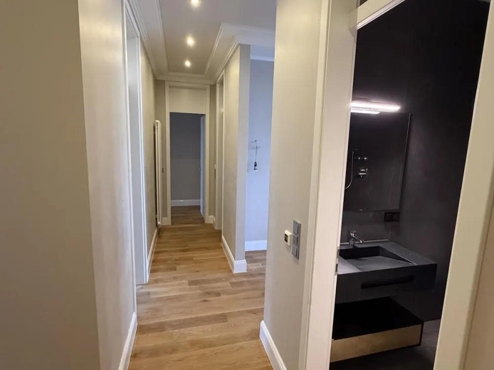 Exklusives Wohnen in Kronberg im Taunus: Große stilvolle Luxuswohnung im 1. OG zu vermieten [HMR-O52E07] [HMR-O52E07]