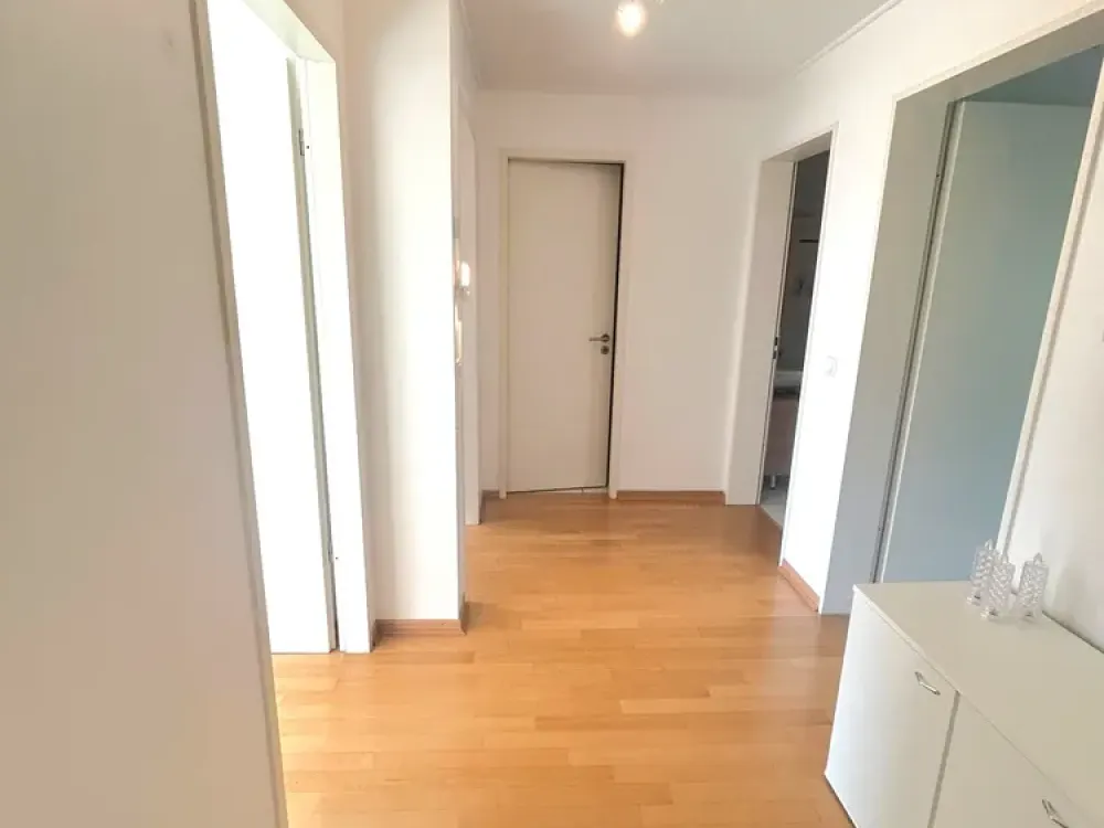 Ruhiges Wohnglück: Lichtdurchflutete 3-Zimmer-Oase für anspruchsvolle Genießer