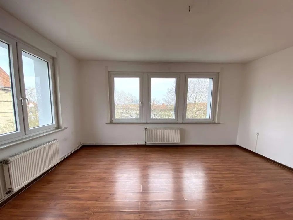 Wohnen in Linden: Schöne 2-Zimmer-Wohnung mit Balkon