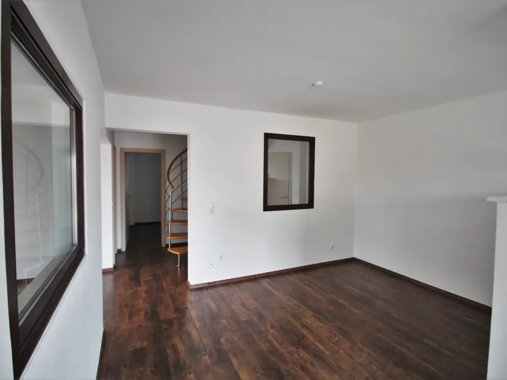 Wohnen in absoluter TOP Lage in Seligenstadt am Main - 5-Zimmer- Maisonette-Dachgeschosswohnung