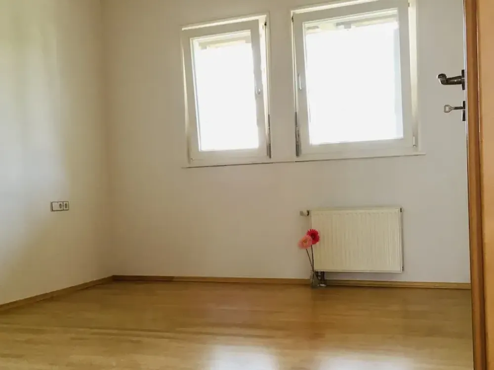 Zauberhaftes 5,5-Zimmer-Penthouse-Loft mit grüner Aussicht