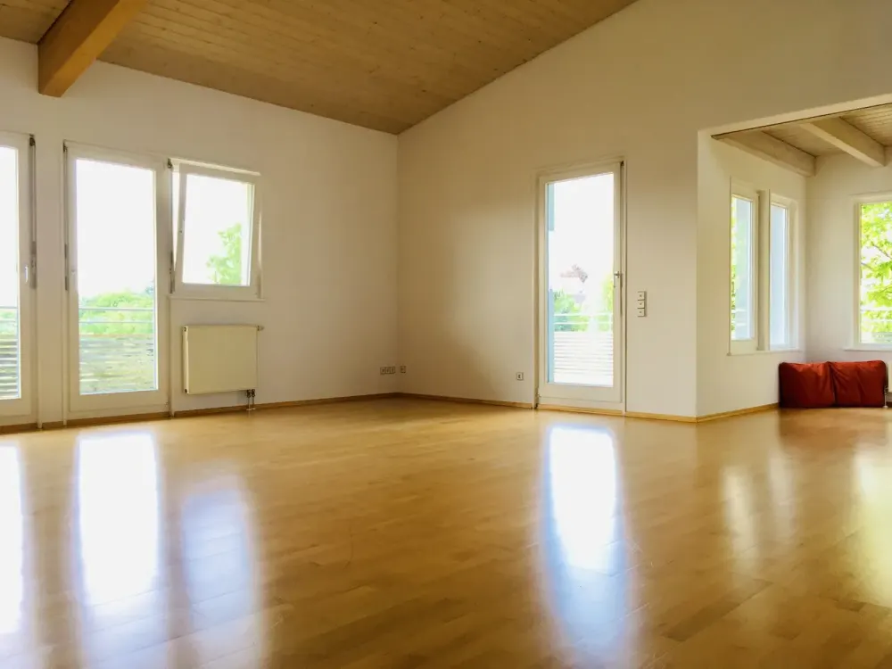 Zauberhaftes 5,5-Zimmer-Penthouse-Loft mit grüner Aussicht