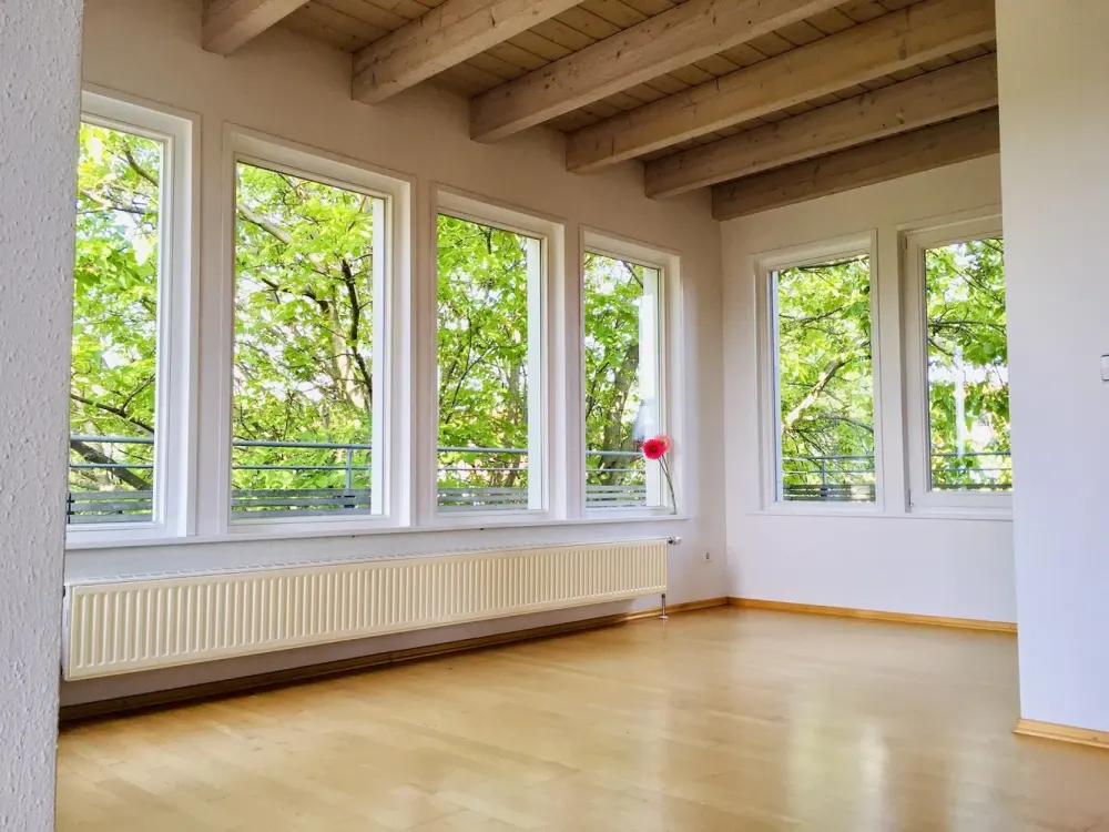 Zauberhaftes 5,5-Zimmer-Penthouse-Loft mit grüner Aussicht