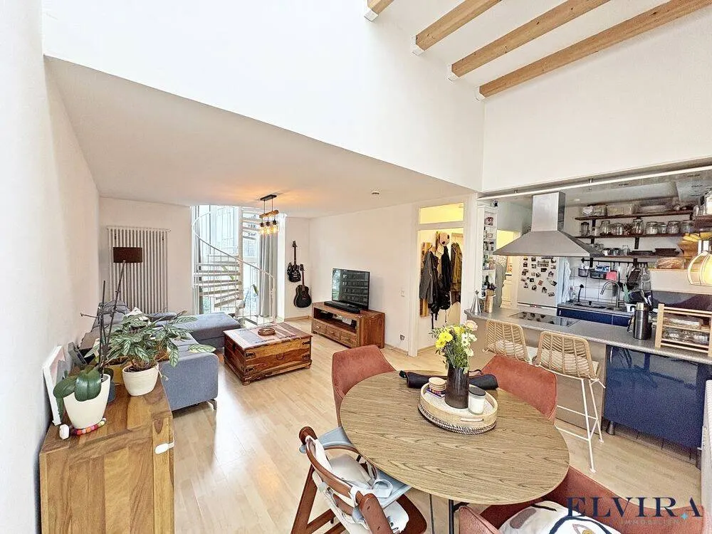ELVIRA - Obersendling, Charmante 2-Zi. Maisonette mit großzügiger Dachterrasse