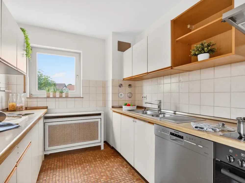 GEHRENWALD - Durchdachte 3,5-Zimmer-Maisonette mit Balkon & Außenstellplatz in Stuttgart-Gehrenwald