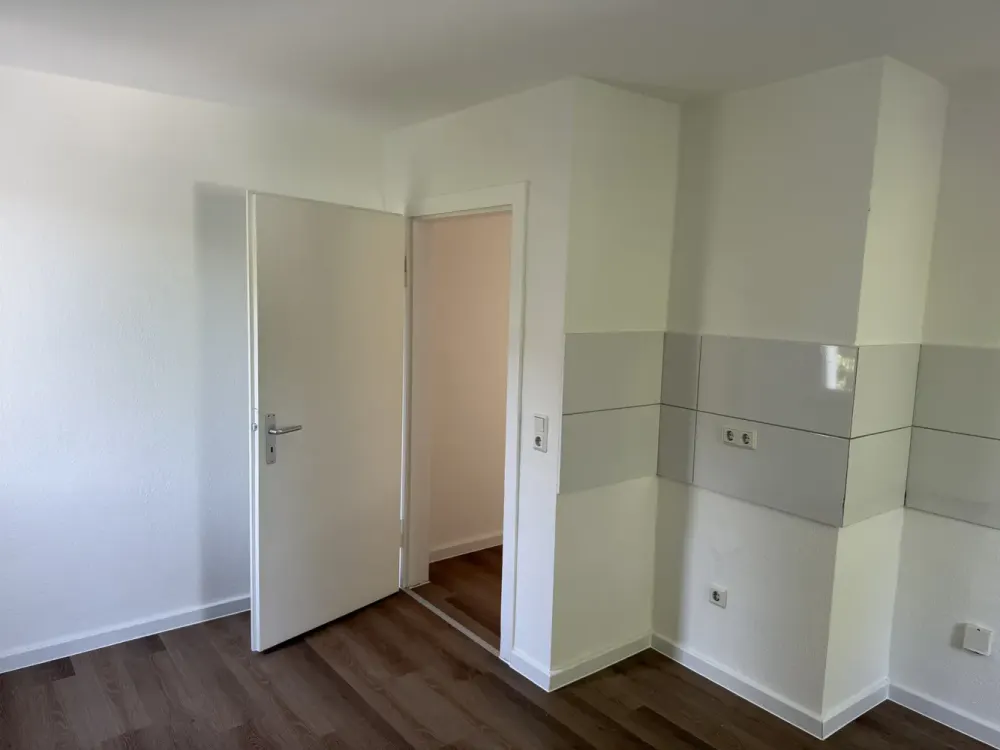 Schöne Dachgeschoß Wohnung in Bo-Ehrenfeld, Nähe Wiesental mit Klimaanlage