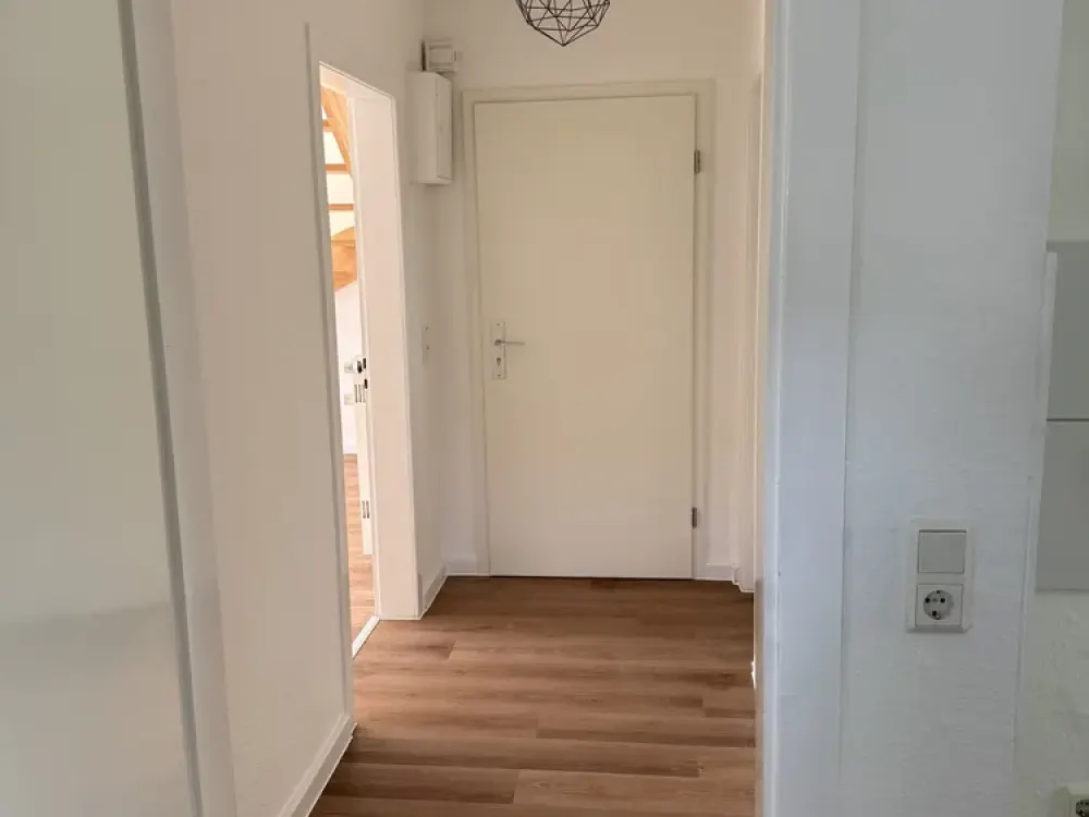 Schöne Dachgeschoß Wohnung in Bo-Ehrenfeld, Nähe Wiesental mit Klimaanlage