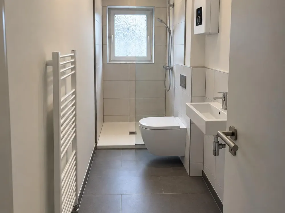 Frisch renovierte 2 ZKB | 65 m² | Balkon |