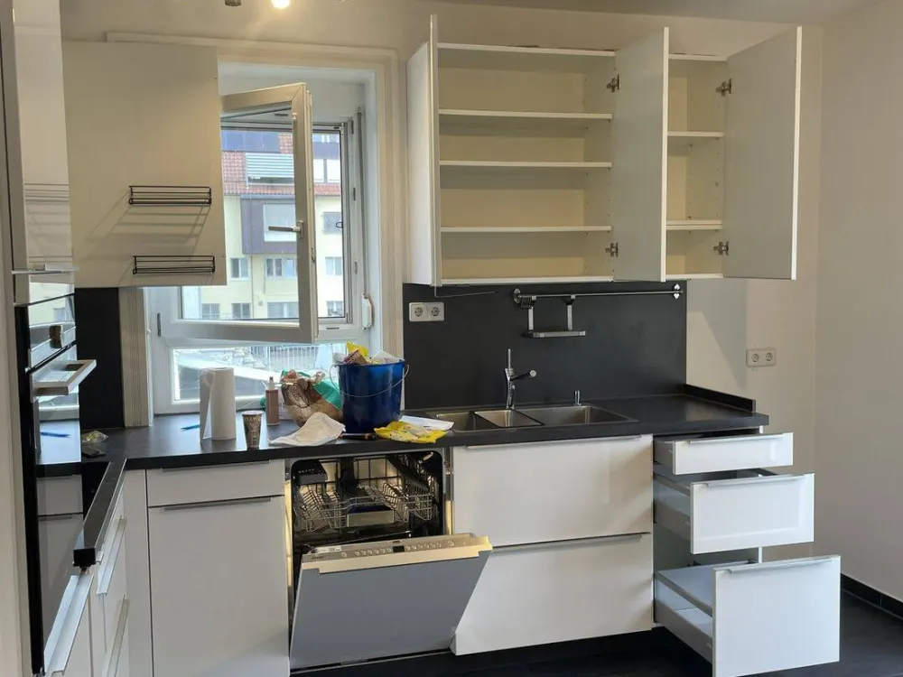 Traumhafte 6-Zimmer-Altbauwohnung mit toller See und Bergsicht in Friedrichshafen